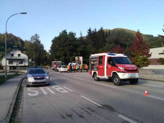 Weiterlesen: Verkehrsunfall B121 Höhe Lugergrabenabzweigung
