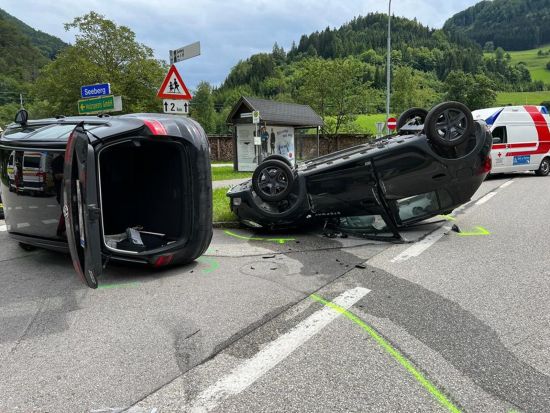 Weiterlesen: Verkehrsunfall auf der B121, Zufahrt Seeberg